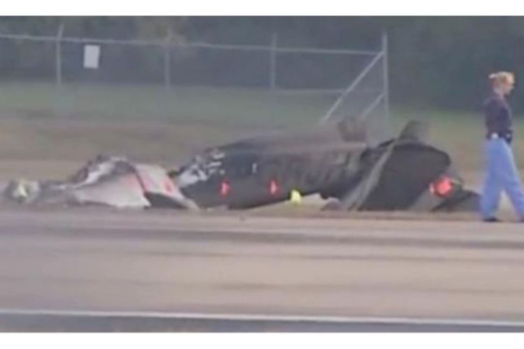 Satima niko nije primjetio da se avion srušio na aerodrom