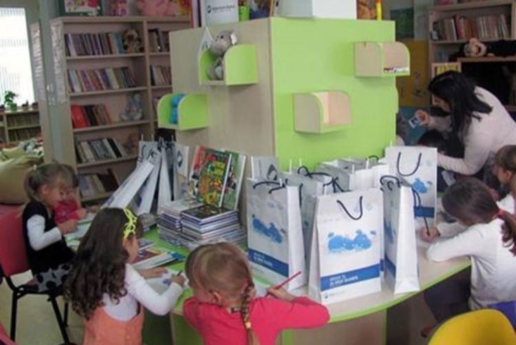 Društvu bibliotekara uručeno 100 knjiga za djecu