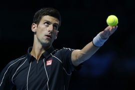 Đoković ponovo bacio Federera na koljena