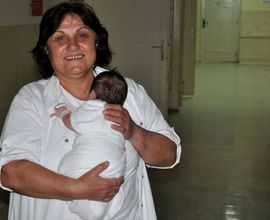 Majka ostavila bebu i pobjegla iz porodilišta