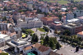 Tražio od opštine da ga odvoji od komšije