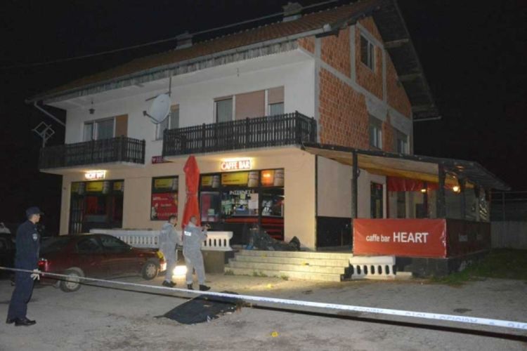 Zbog djevojke nožem ubio dva mladića