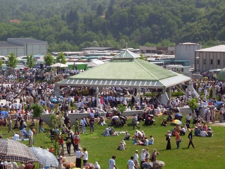 Planiraju izgradnju "Stuba srama" u Potočarima