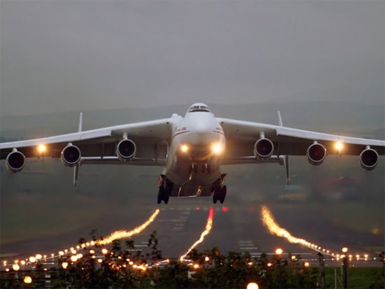 Najveći avion na svijetu na Plesu