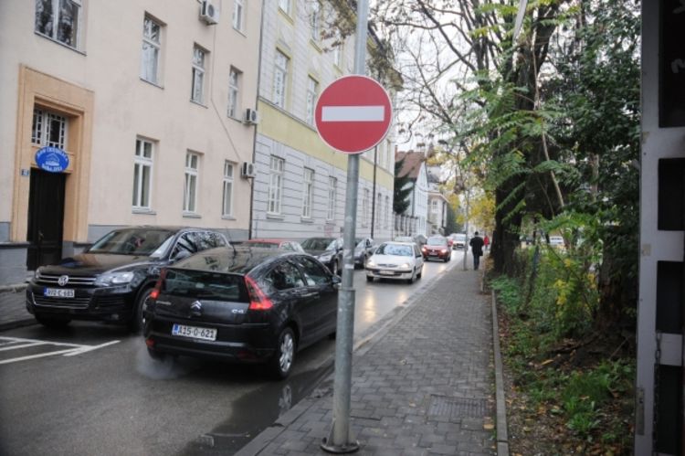 Počinje naplata kazni u ulicama sa novim režimom saobraćaja