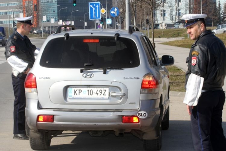 Crni bilans pooštrio kontrole u saobraćaju