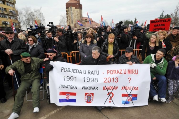 U Vukovaru smeta i tabla na engleskom jeziku