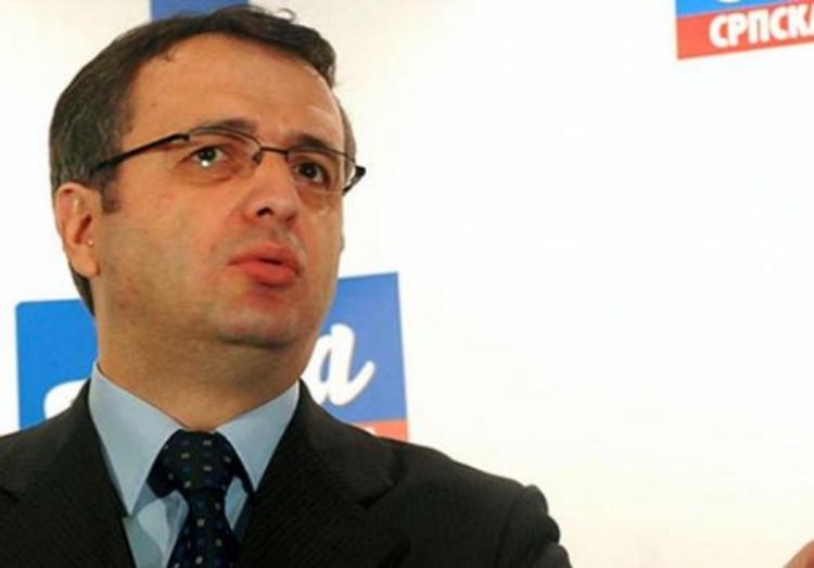 Demolirano vozilo funkcionera Nove srpske demokratije