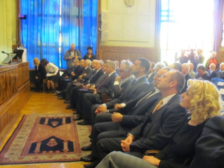 Nikolić: Naučno dokazati da su Srbi žrtve, a ne krivci