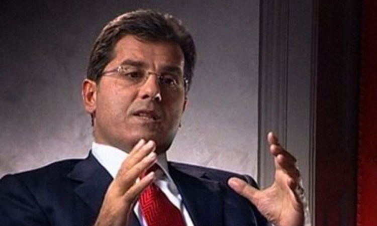 Beba Popović napustio kabinet Đinđića nakon svađe?