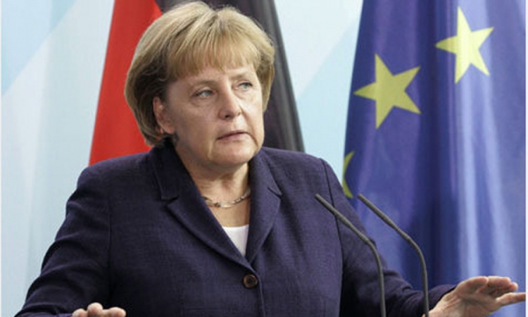 Pet zemalja prisluškivalo Angelu Merkel