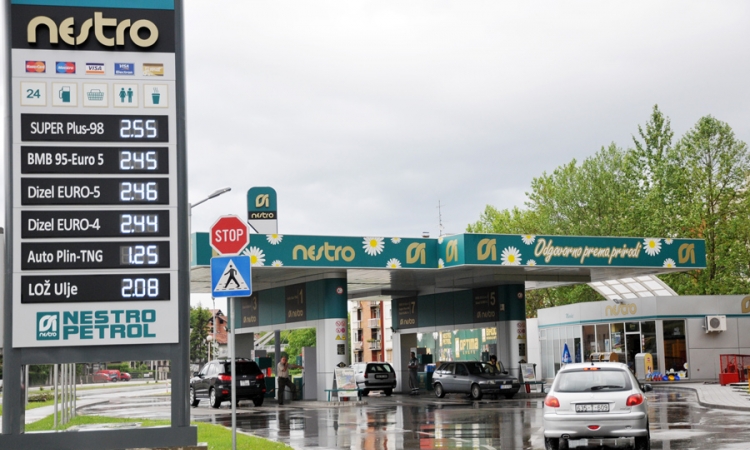 Cijena goriva  će još padati