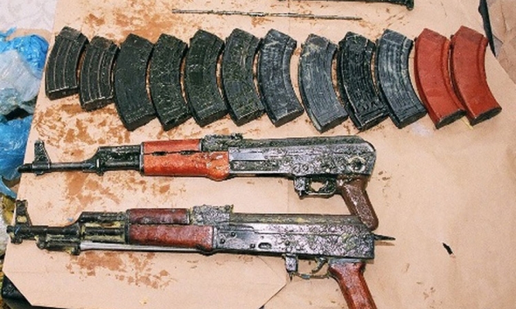 U stanu u centru Sarajeva držao arsenal oružja