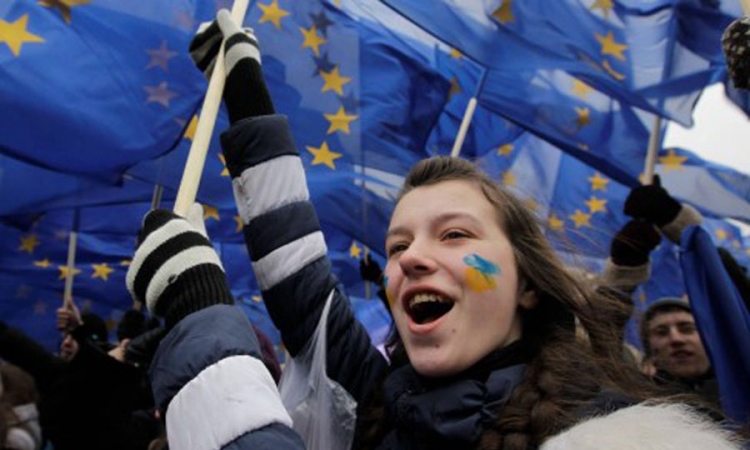 Hiljade Ukrajinaca na demonstracijama za Evropu i protiv Janukoviča
