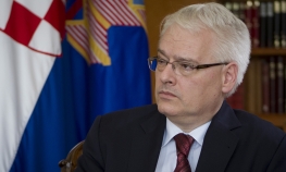 Josipović: Referendum o ćirilici bio bi katastrofa za hrvatsku ...
