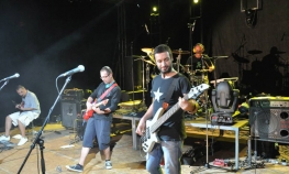 Mrkalj: Scena uništena tezgaroškim bendovima