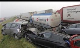 Sudar 100 vozila u Belgiji, poginule dvije osobe