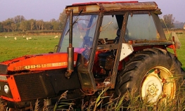 Poginuo vozač traktora