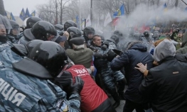  Snage reda upale u sjedište stranke Timošenkove?