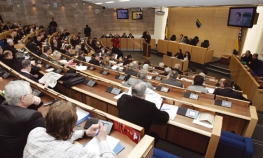Parlament BiH usvojio izmjene Zakona o Elektroprenosu i iujedog budžeta