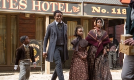 Oscara želi 300 filmova