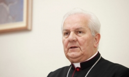 Komarica čestitao Božić