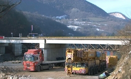 Montirani glavni nosači mosta u Karanovcu
