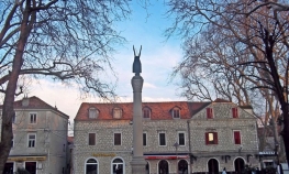 Trebinje: Doček na Trgu slobode