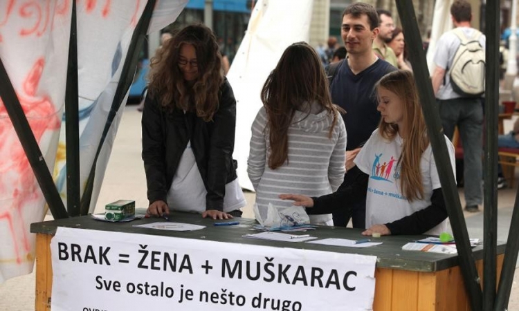 Obrađena sva biračka mjesta u Hrvatskoj - "ZA" glasalo 65,87 odsto