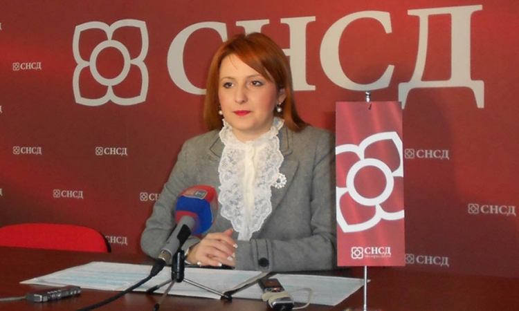 Savić: Opštine se zadužuju bez saglasnosti Ministarstva finansija RS