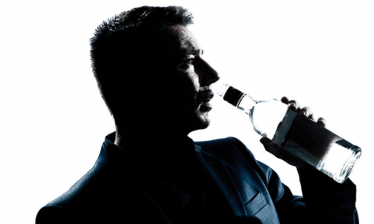 Osobe koje piju alkohol žive duže