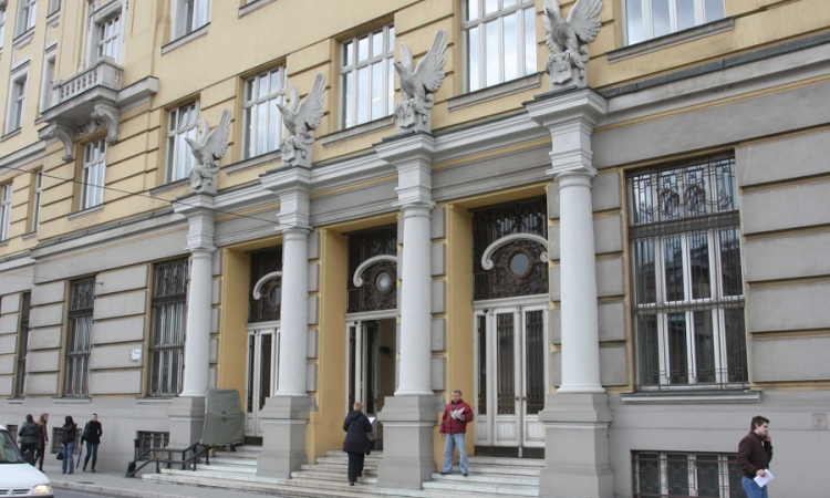 Kupili 19 vozila od Alispahićeve firme