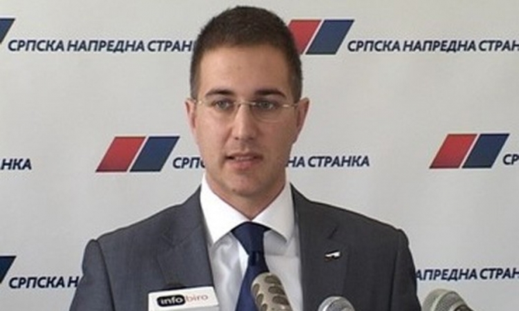  Čistka u SNS-u, smjenjuju 100 svojih funkcionera