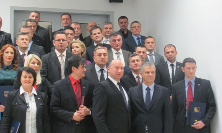 Uručena priznanja najboljim službenicima Sipe