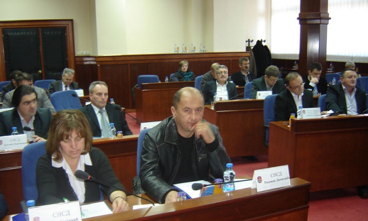 Mrkonjić Grad: Usvojeni rebalans za 2013. i budžet za 2014. godinu