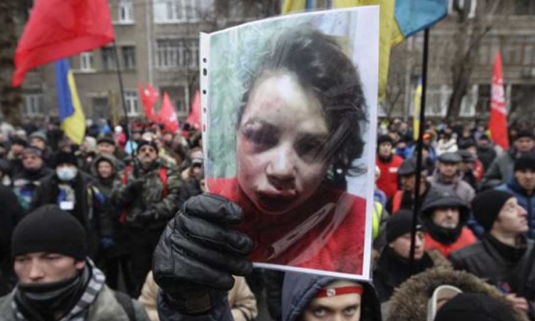 Pretučena ukrajinska novinarka