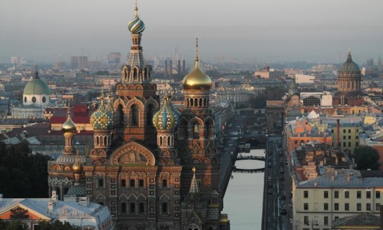 Moskva: Petoro stradalo u požaru