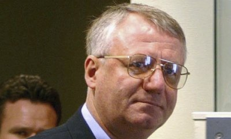 Vlada daje garancije za Šešelja