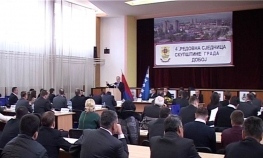 Nekim odbornicima primanja unaprijed?