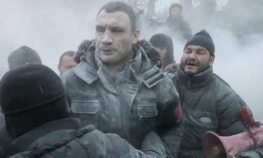 Dramatični sukobi u Kijevu, stotinak povrijeđenih na obje strane