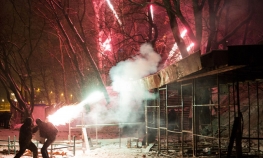 Policija probila barikade, poginula jedna osoba