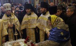 Zbog sahrane demonstranta otkazan protest