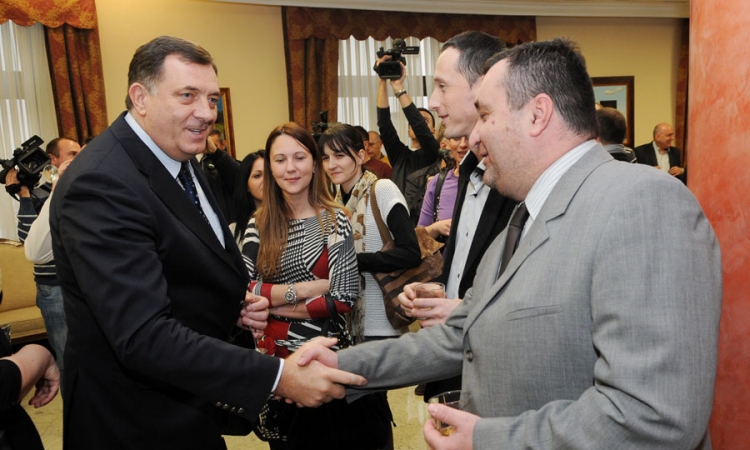 Dodik: RS jača autonomiju