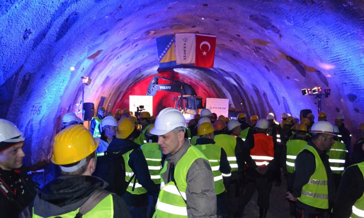 Svečano probijen tunel Suhodol