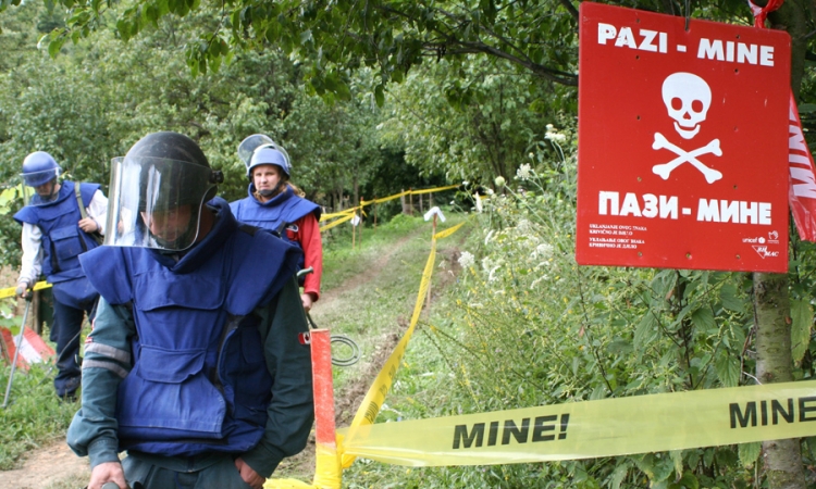 Od mina ugroženo pola miliona ljudi