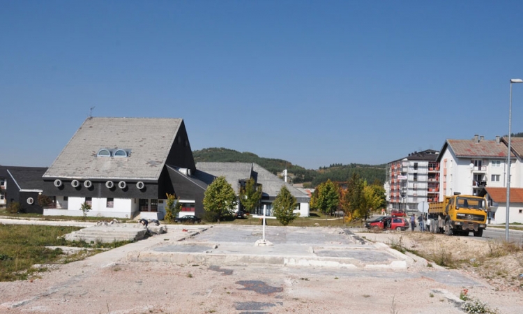 Sredstvima Vlade krpe rupe u budžetu