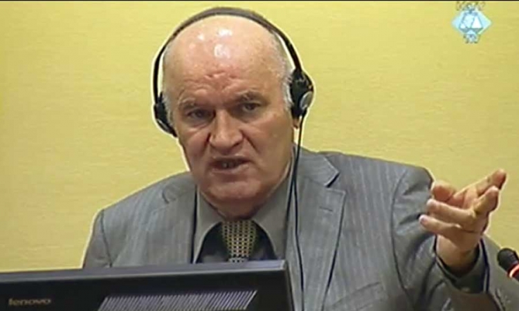 Lukić: Mladić nije sposoban da svjedoči na suđenju Karadžiću