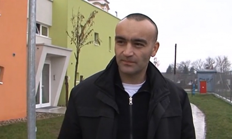 Autosjedalica za Milorada Dodika