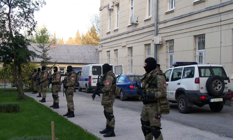 Optuženo 19 osoba zbog dilovanja droge