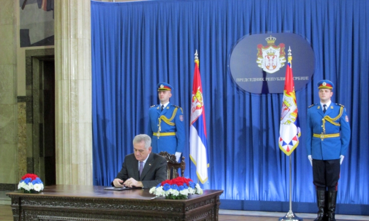 Nikolić raspisao vanredne izbore za 16. mart